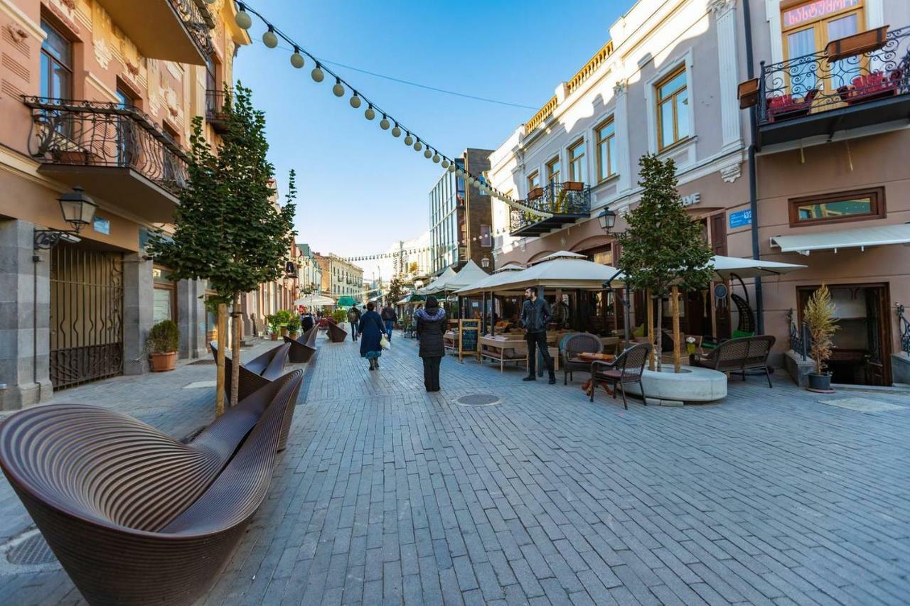 Апартаменти Wehost Cozy Nest Тбілісі Екстер'єр фото